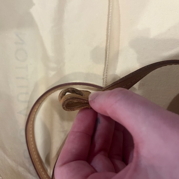 Louis Vuitton Favorite MM - Picture 6 of 6